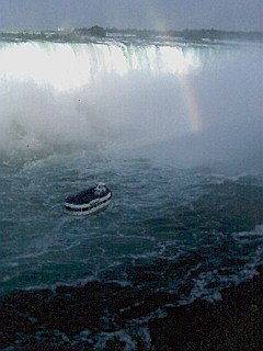 The Maid of the Mist boat