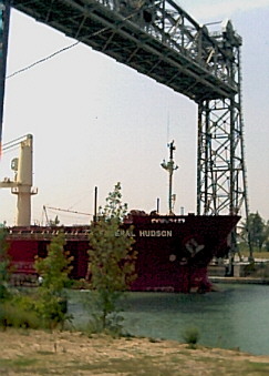 Federal Hudson, carrying linseed, through the lift bridge